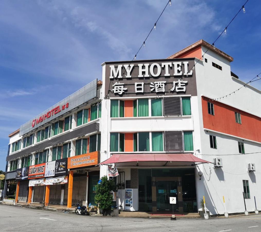 My Hotel Букит-Мертаджам Экстерьер фото